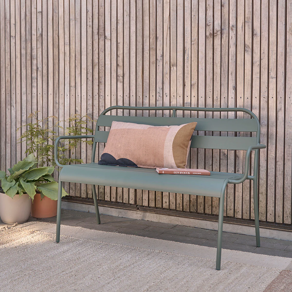 Banco de aluminio verde 118 cm