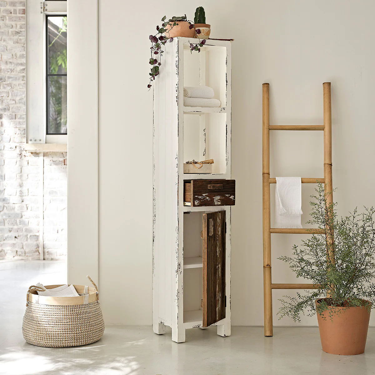 Columna de baño de madera maciza reciclada 170 cm - Image 3