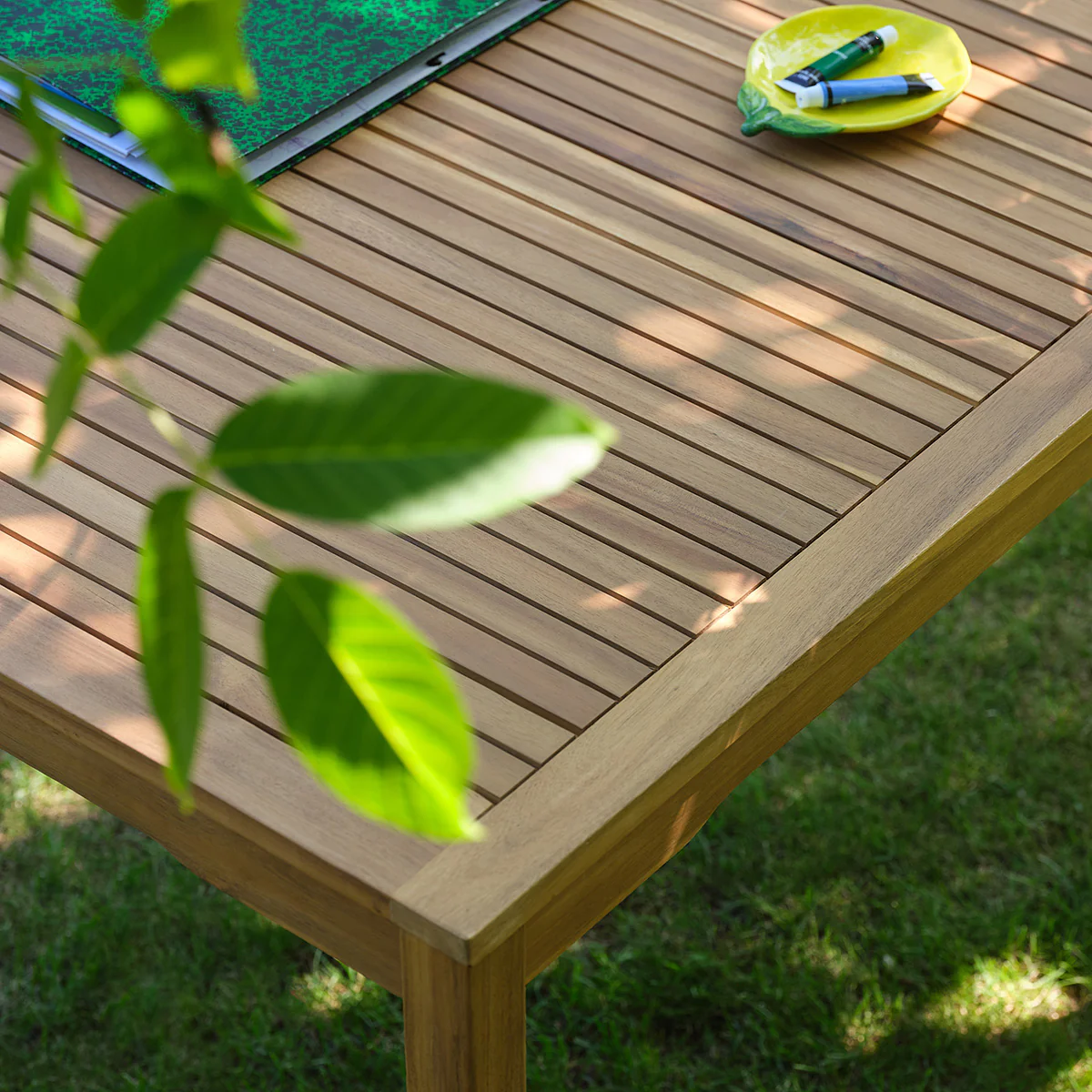 Conjunto de jardín de acacia maciza aceitada para 4 personas. - Image 4