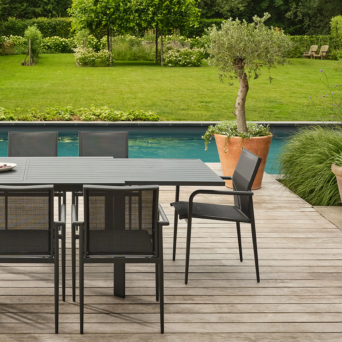 Conjunto de jardín de aluminio y textilene extensible, color gris, para 6-10 personas. - Image 4