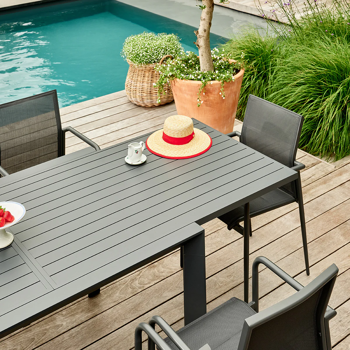 Conjunto de jardín de aluminio y textilene extensible, color gris, para 6-10 personas. - Image 5