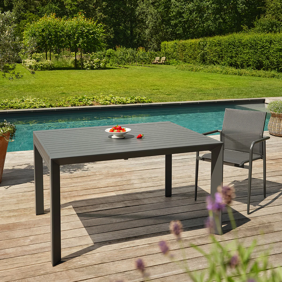 Conjunto de jardín de aluminio y textilene extensible, color gris, para 6-10 personas. - Image 6