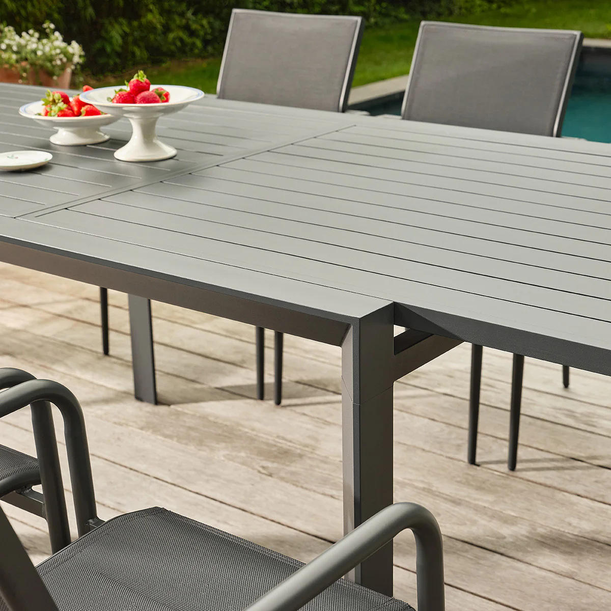 Conjunto de jardín de aluminio y textilene extensible, color gris, para 6-10 personas. - Image 7