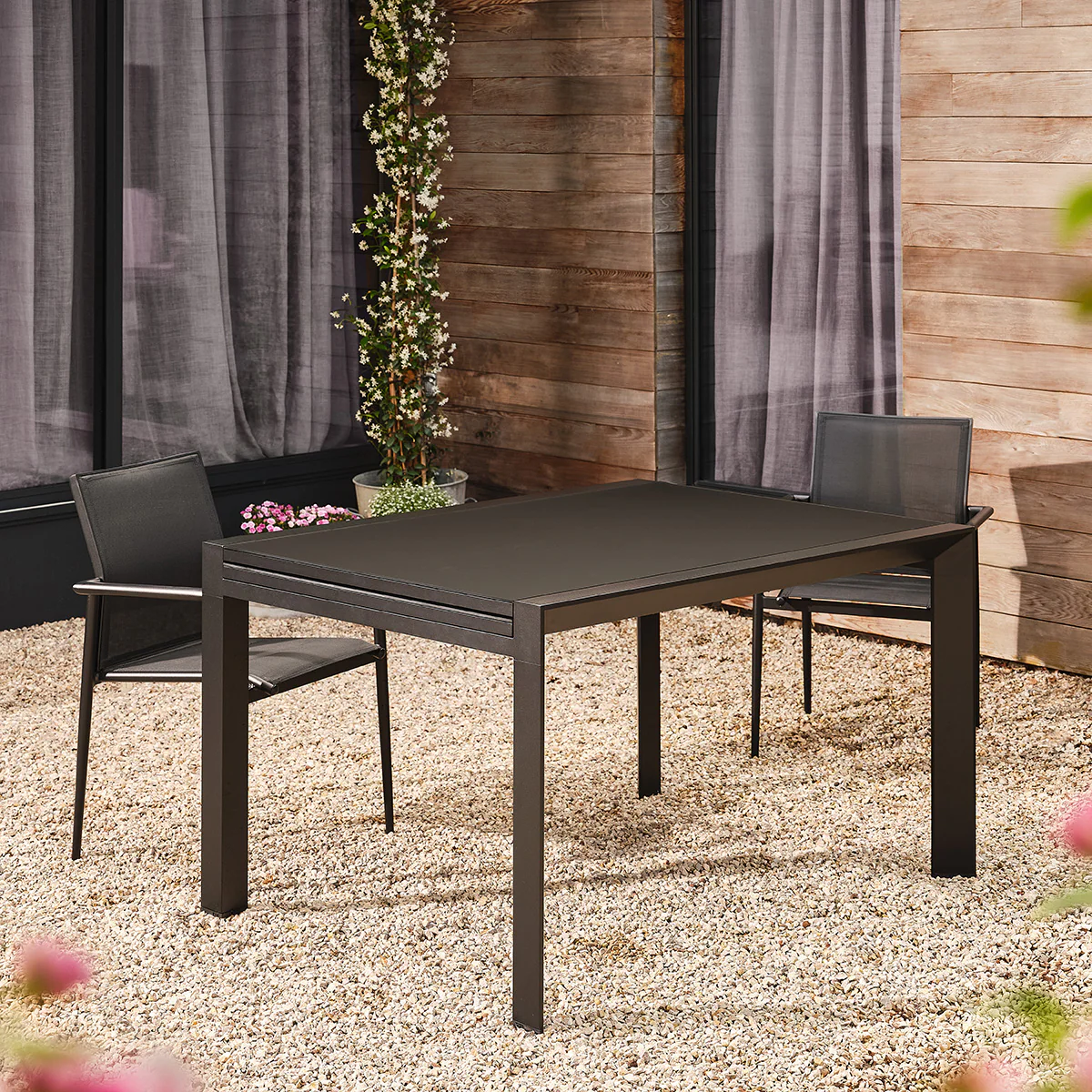 Conjunto de jardín de aluminio y textilene extensible negro para 6-10 personas. - Image 4
