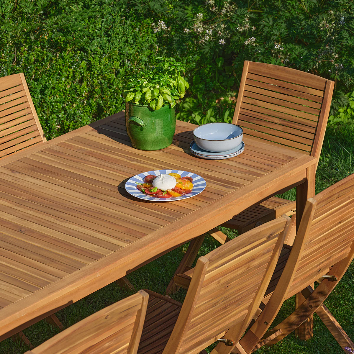 Conjunto de jardín de acacia maciza aceitada para 8 personas. - Image 4