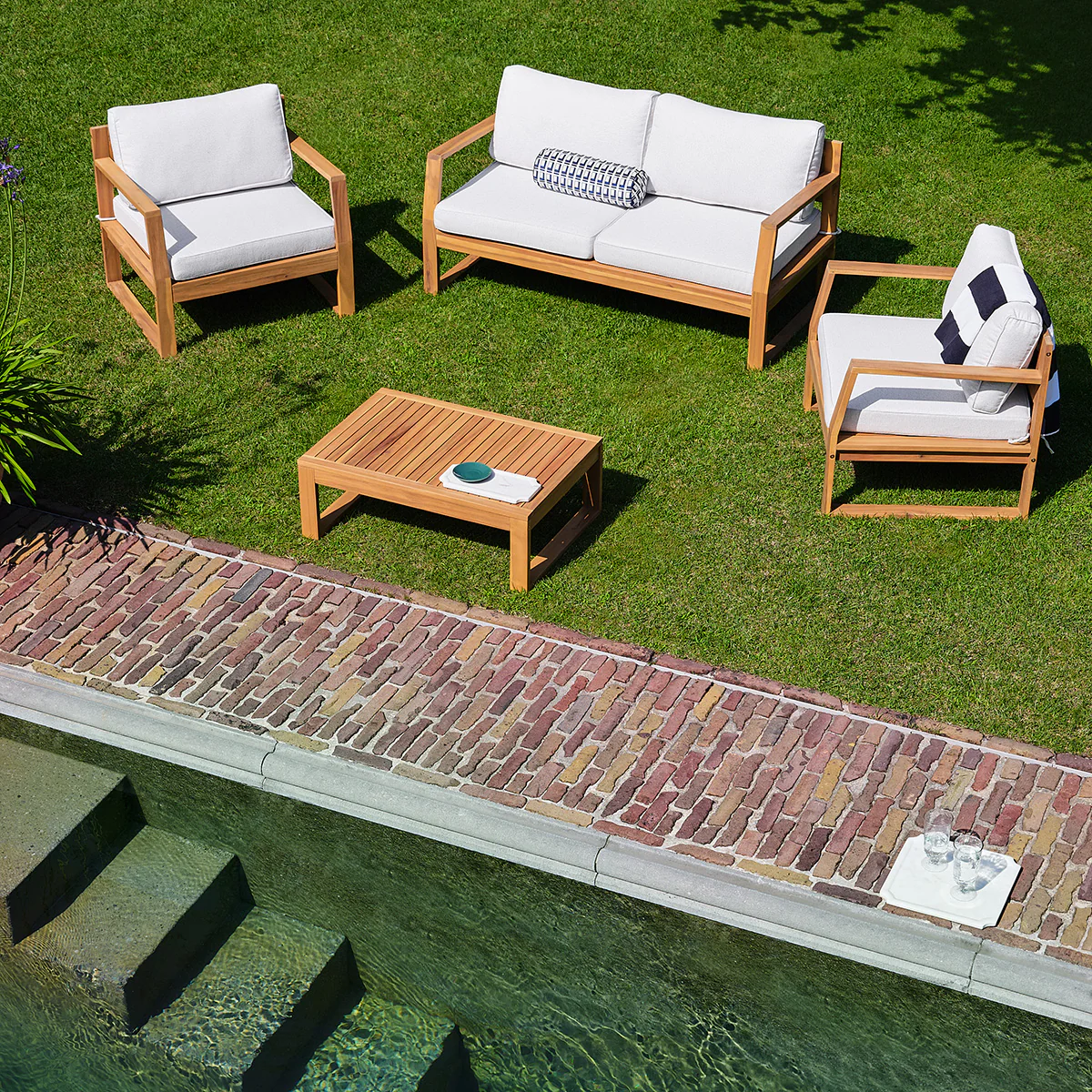 Conjunto de jardín bajo de acacia maciza aceitada - Image 3