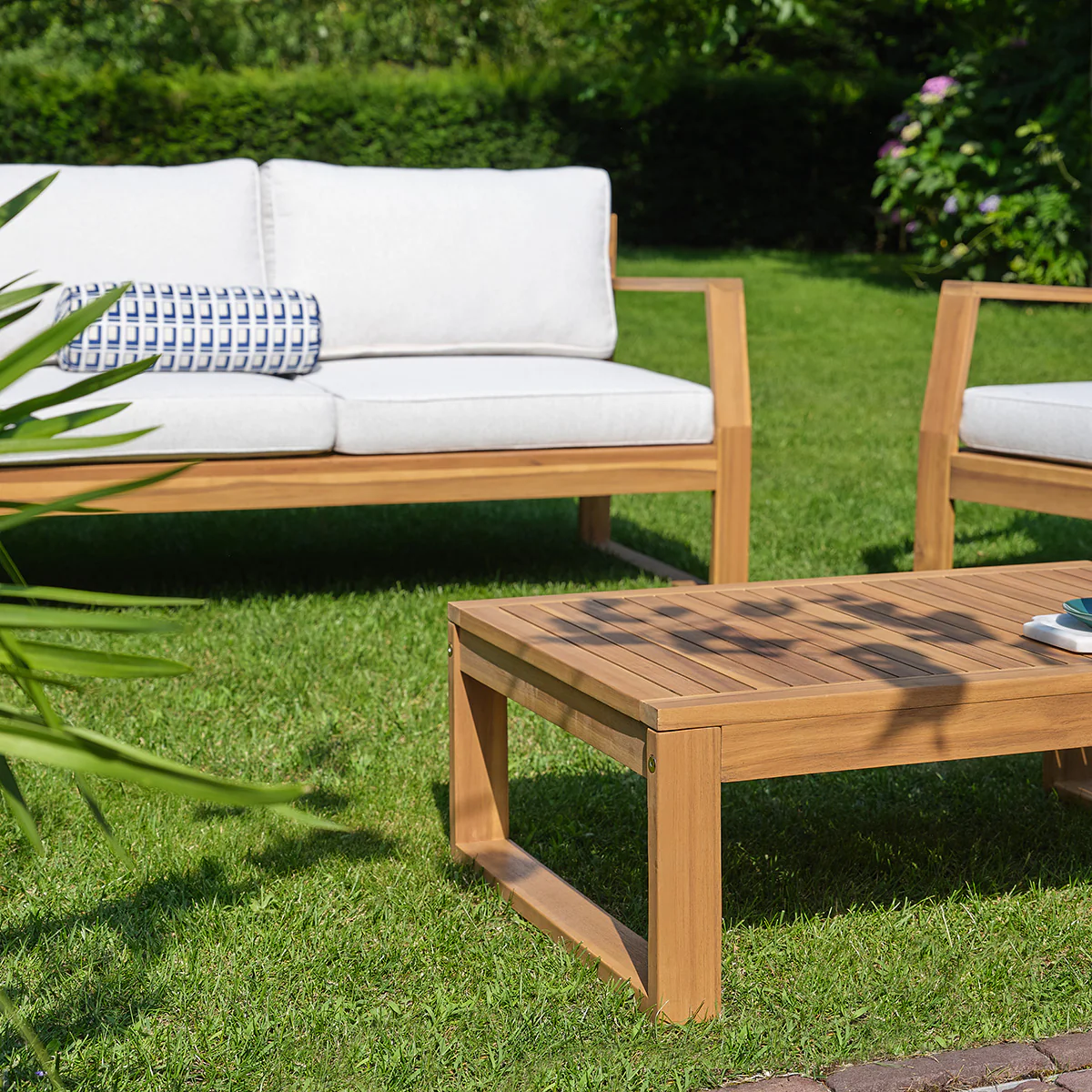 Conjunto de jardín bajo de acacia maciza aceitada - Image 6