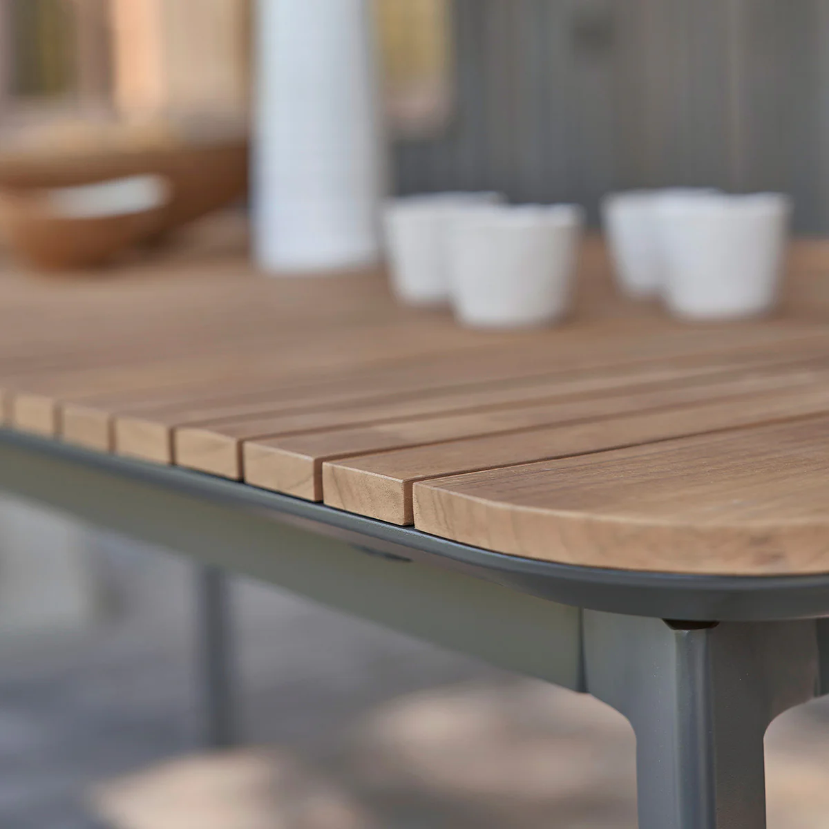 Conjunto de muebles de jardín de teca maciza y aluminio para 6/8 personas. - Image 3