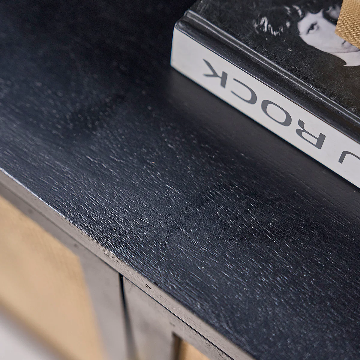 Librería de mango macizo negro y rejilla de 170 cm - Image 6