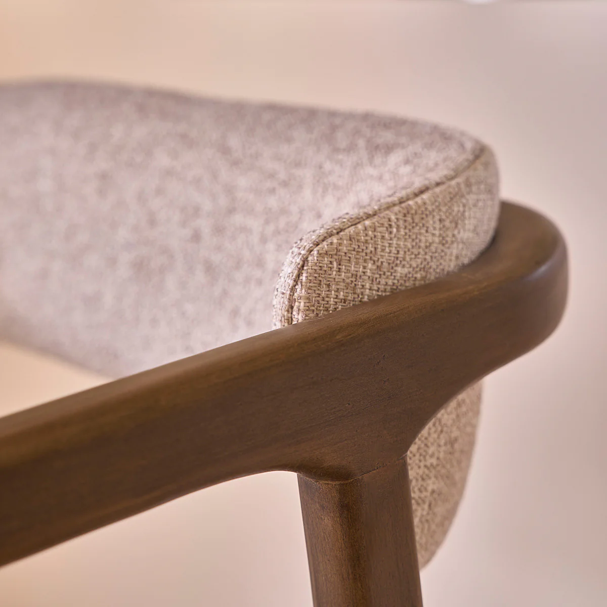 Lote de 2 sillas de madera maciza y tejido con textura beige chiné - Image 7
