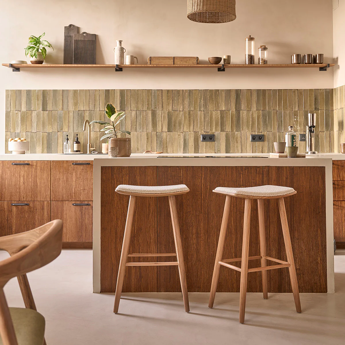Lote de 2 taburetes de teca maciza, asiento bouclette 75 cm