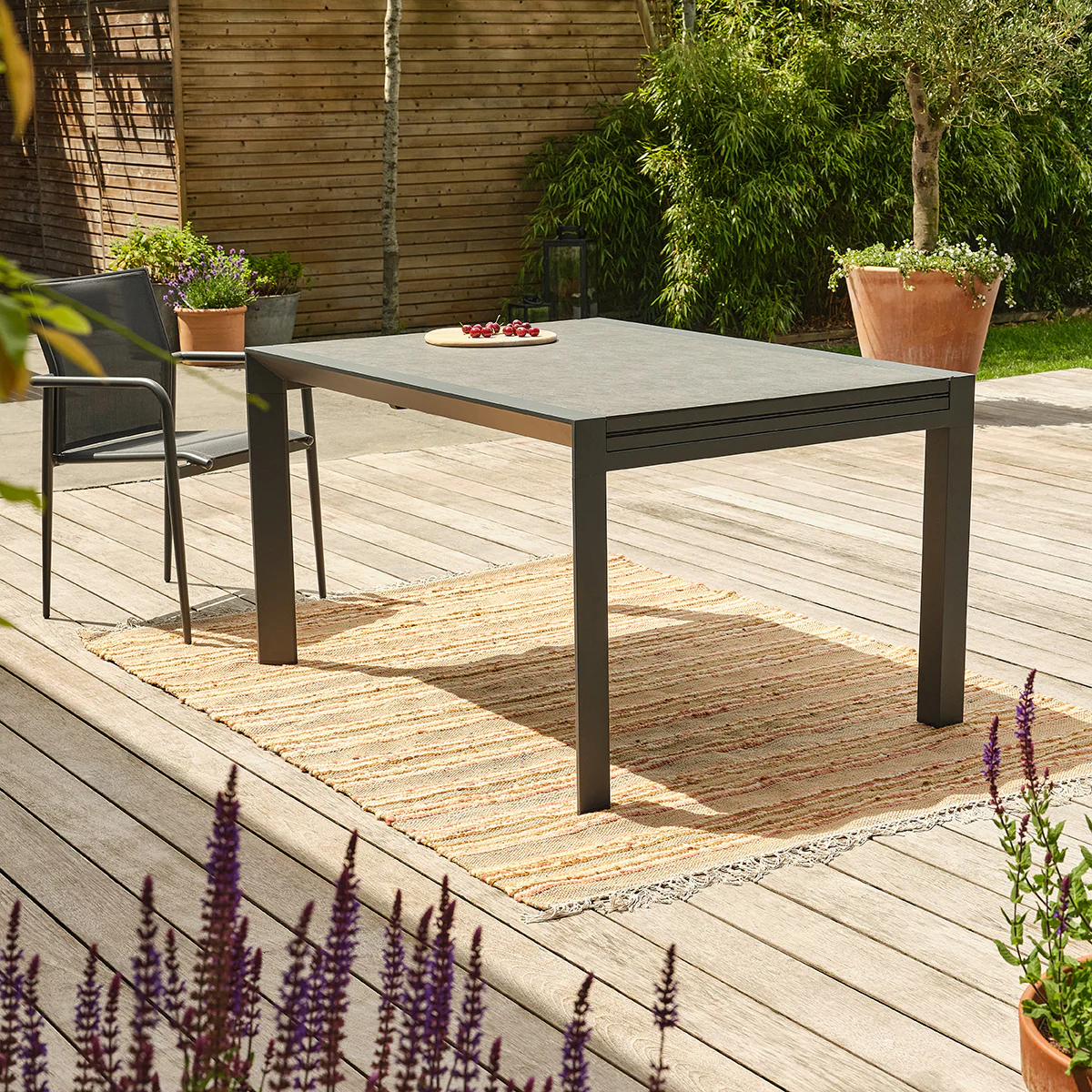 Mesa de jardín extensible de aluminio y cristal, color gris, para 6-10 personas. - Image 4