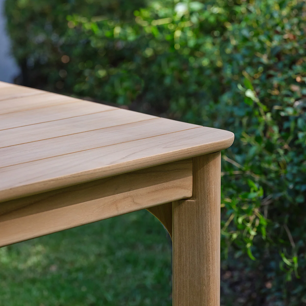 Mesa de jardín de teca maciza para 8 personas. - Image 6