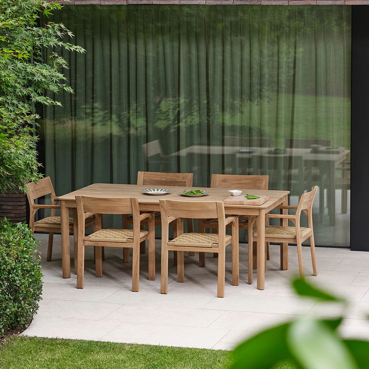 Mesa de jardín de teca maciza para 8 personas. - Image 8
