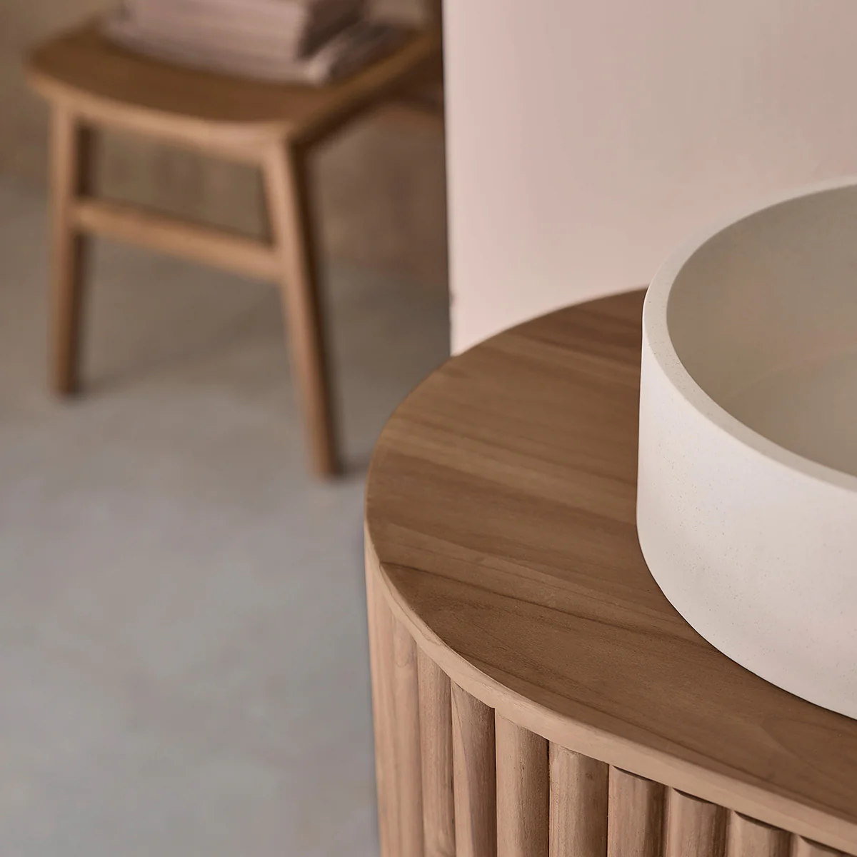 Mueble de baño suspendido de teca maciza de 140 cm - Image 4