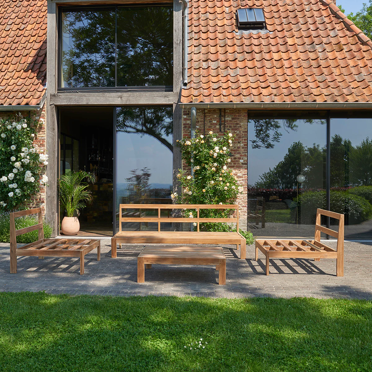 Conjunto de jardín bajo de teca maciza blanca - Image 6