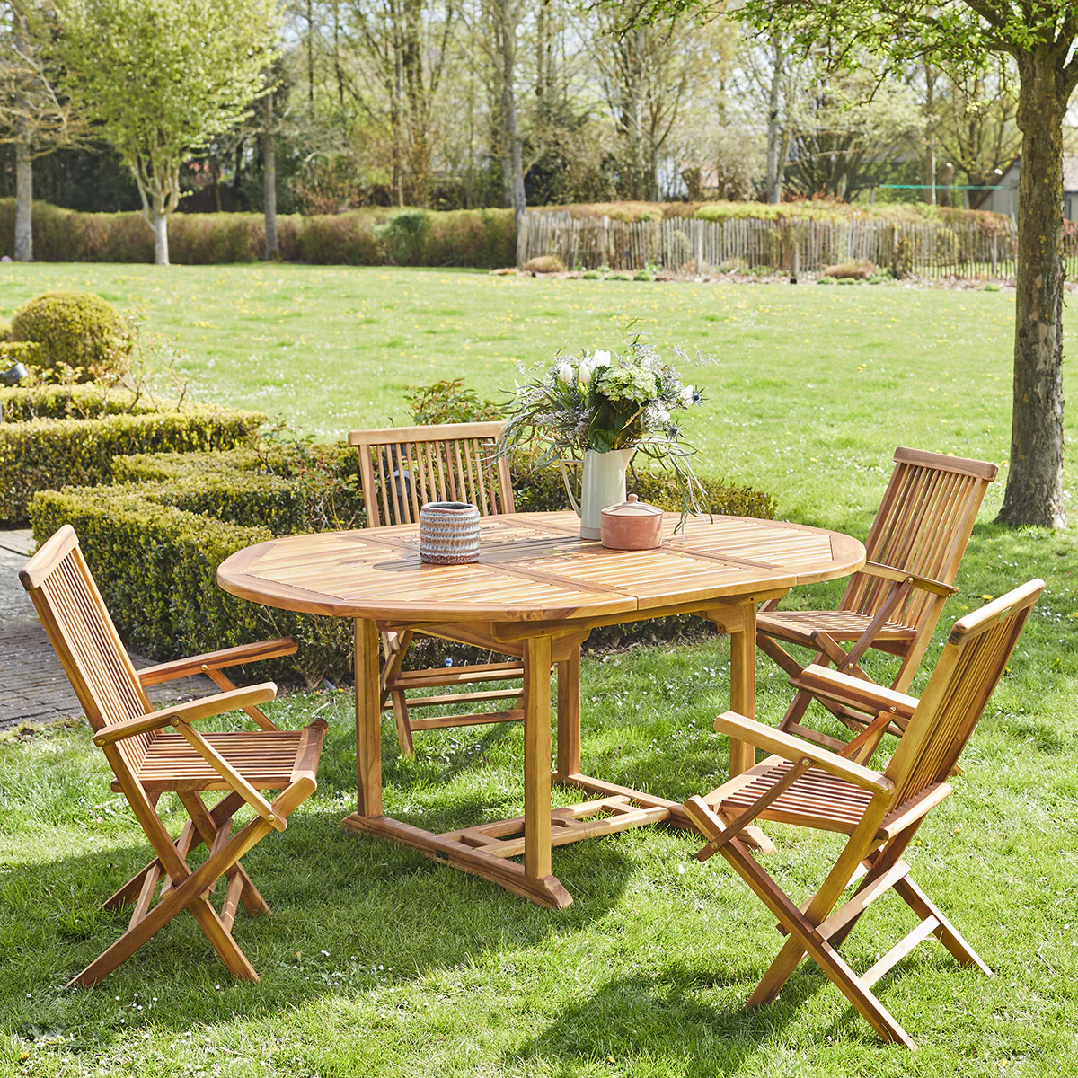 Salón de exterior extensible de teca maciza aceitada para 4/8 pers.
