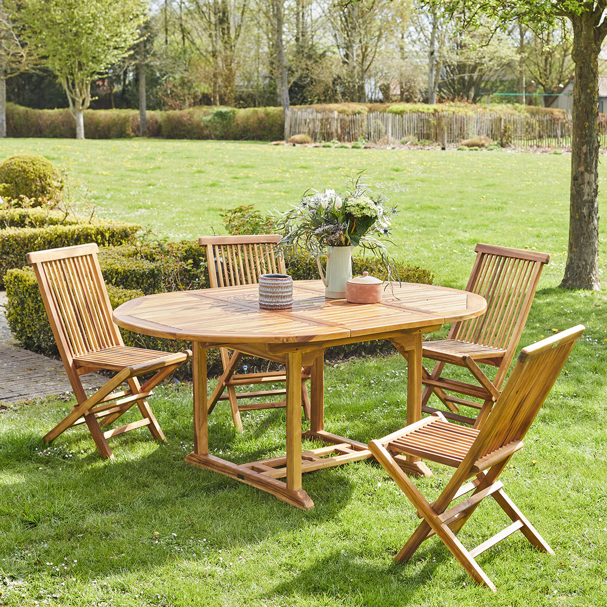Salón de exterior extensible de teca maciza aceitada para 4/8 pers.