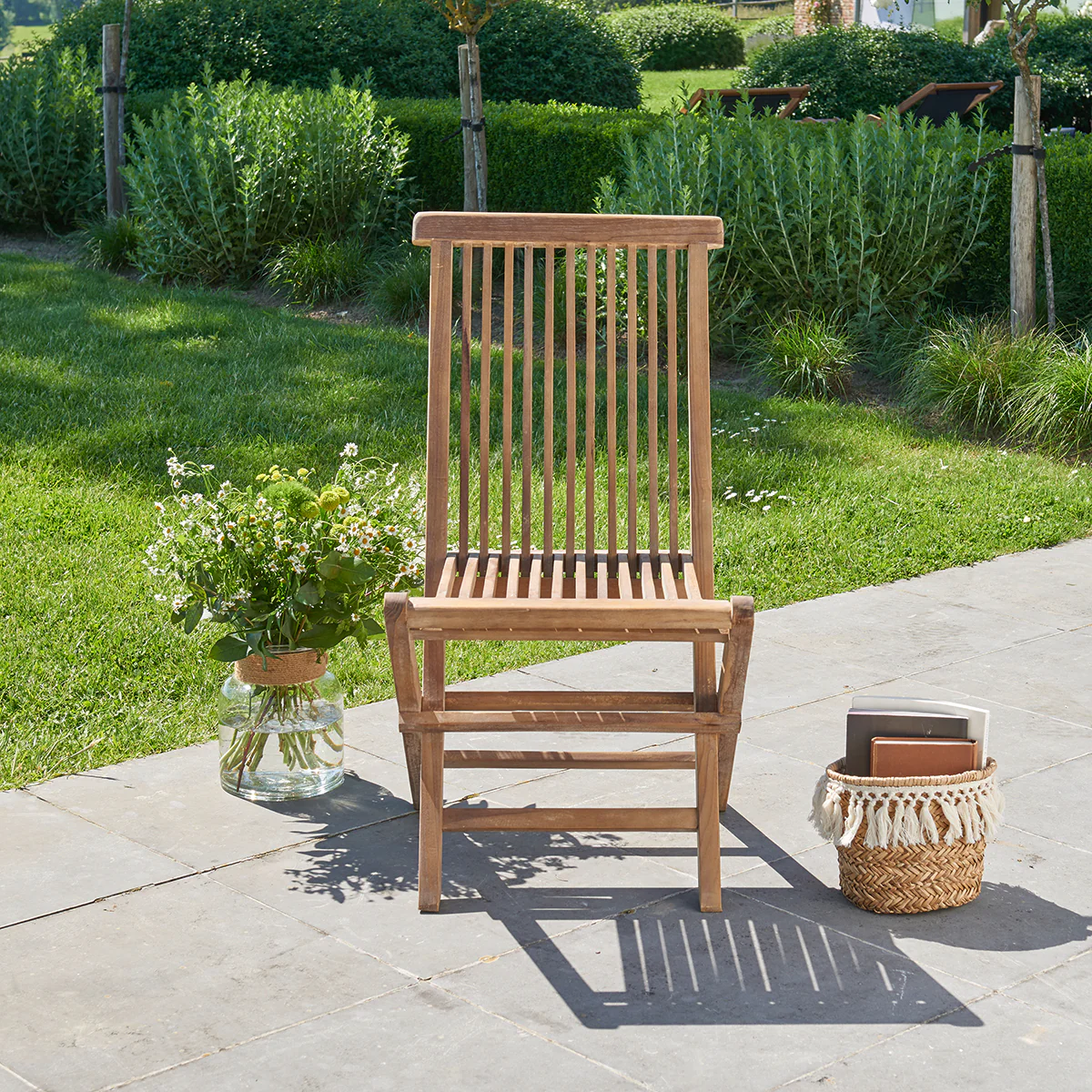 Silla de exterior plegable de teca maciza aceitada - Image 3