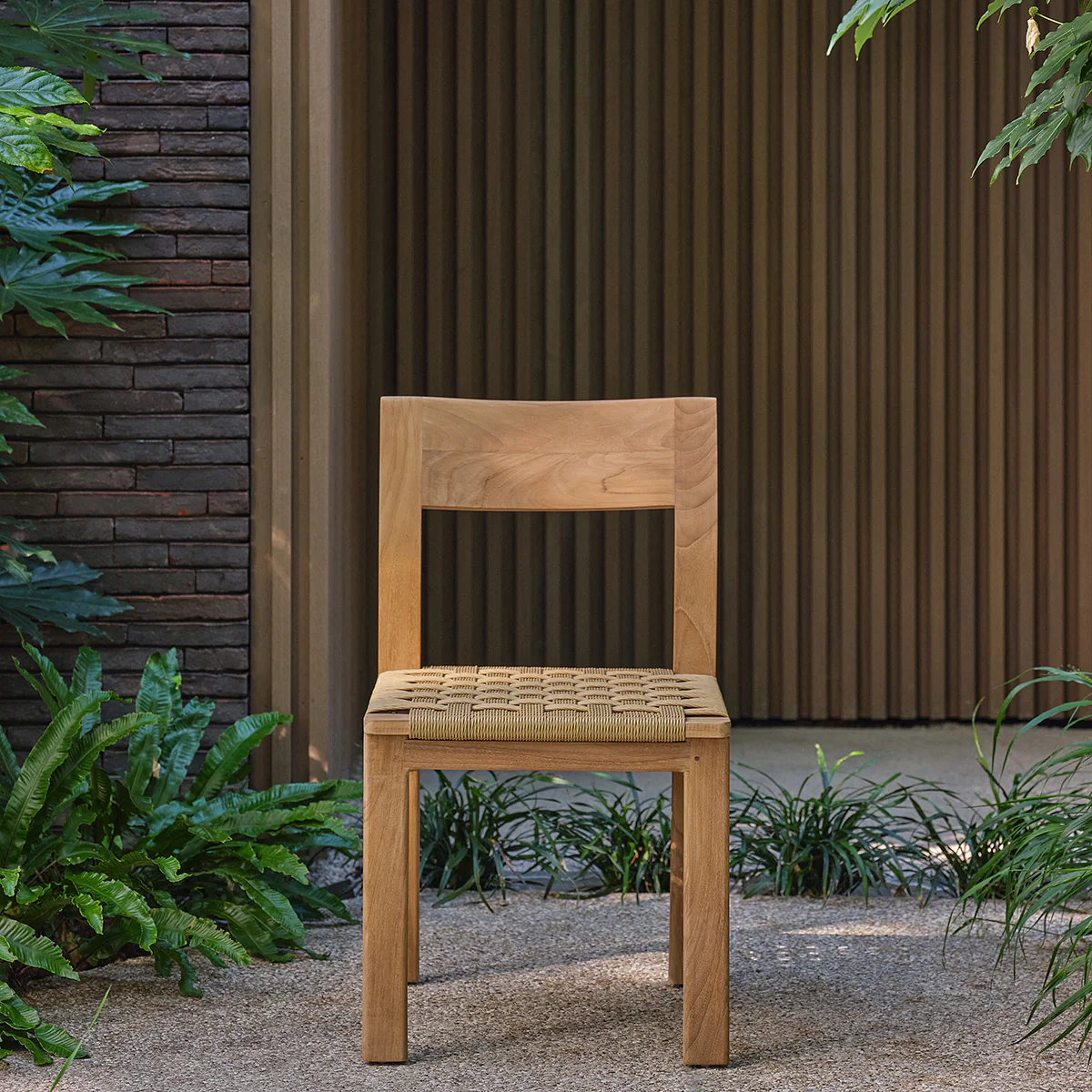 Silla de jardín de teca maciza y ratán - Image 3