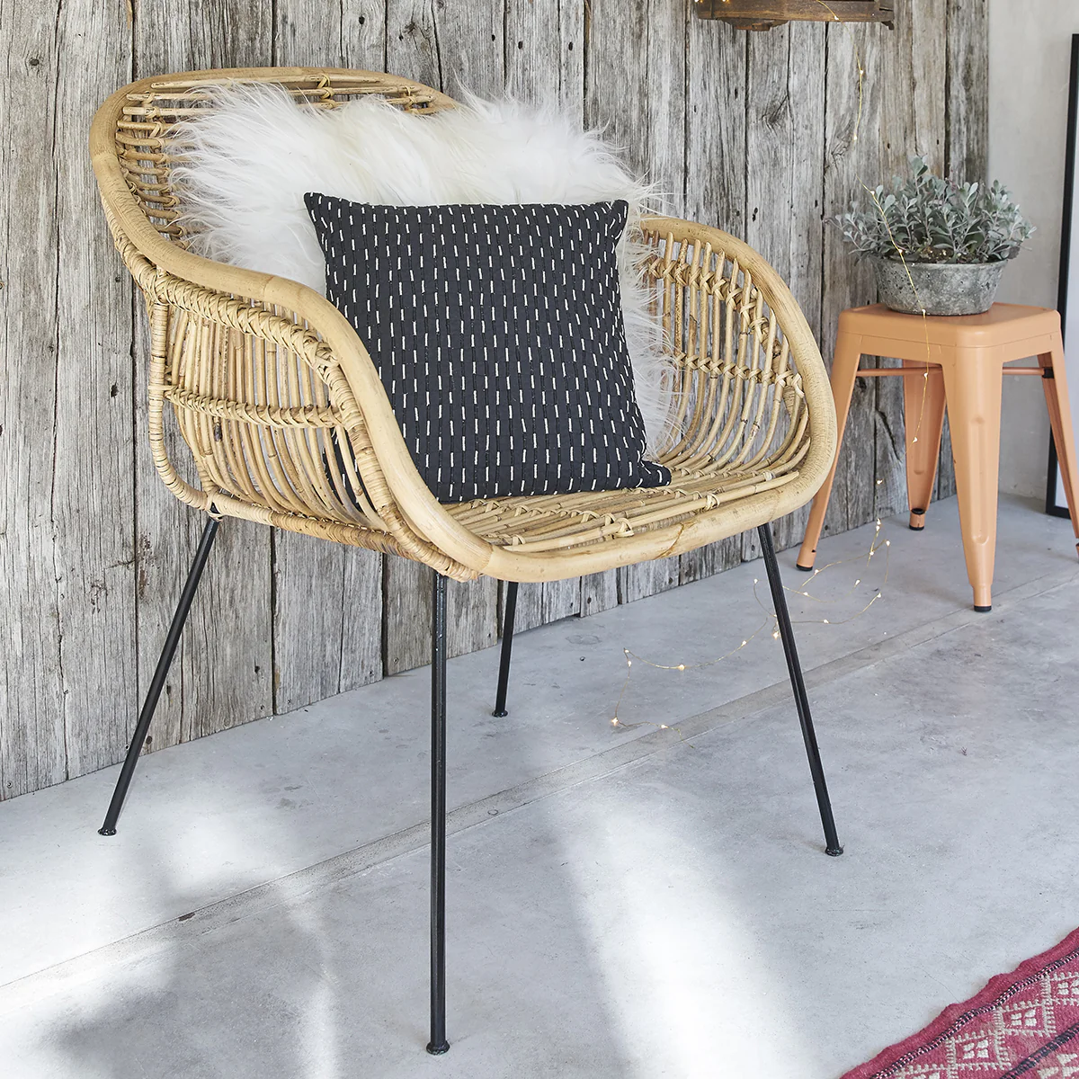 Sillón de ratán y metal - Image 3
