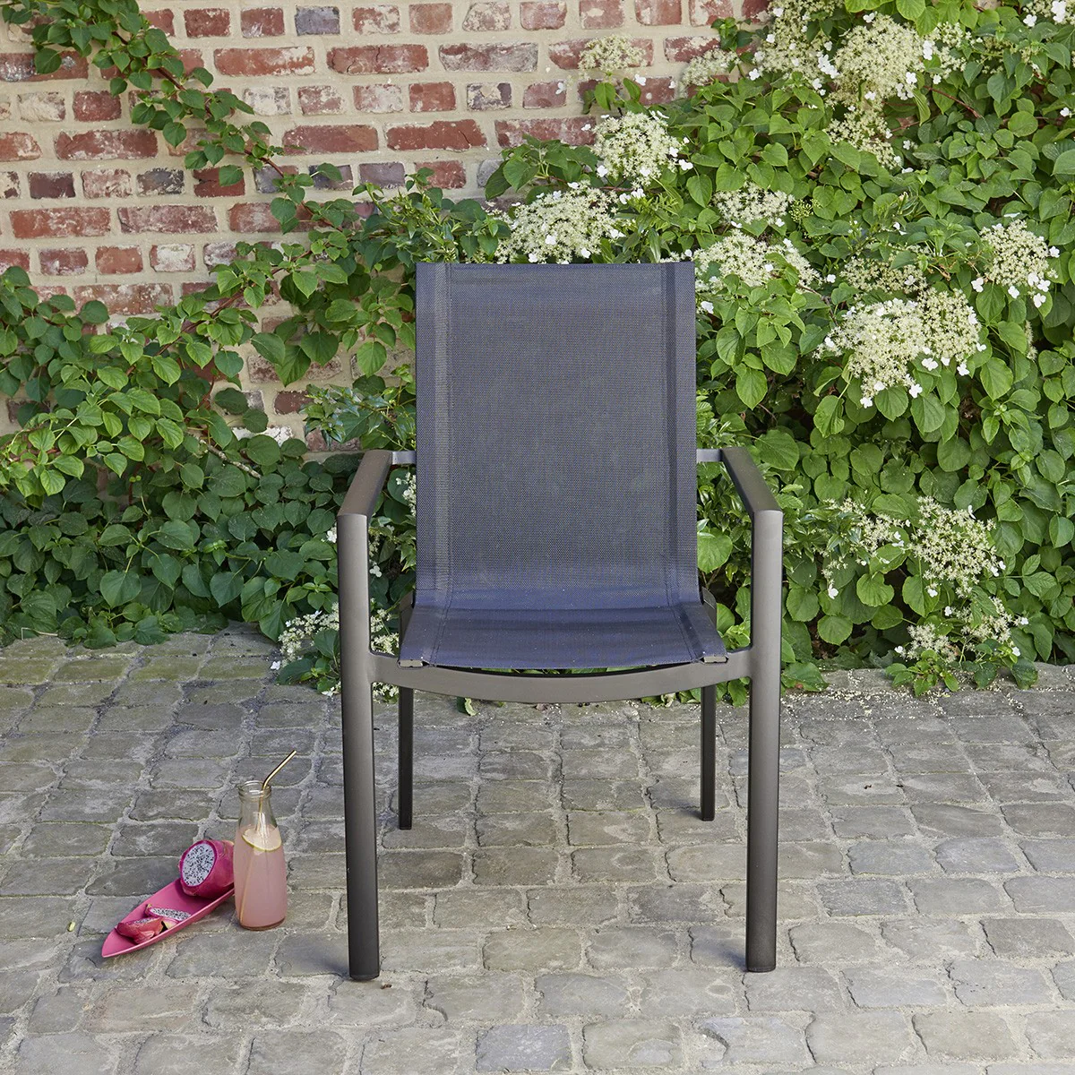 Sillón de exterior de aluminio y textileno gris - Image 3