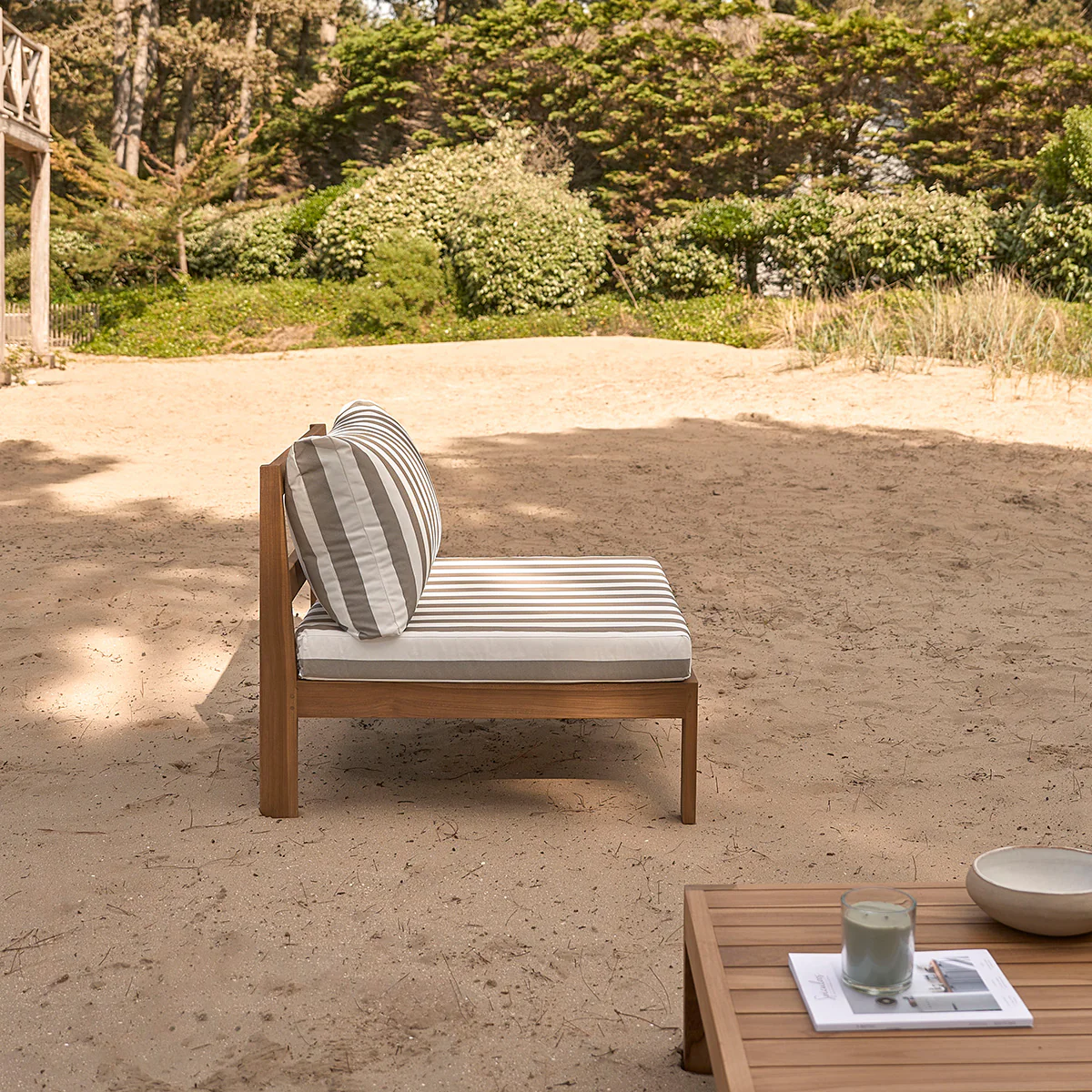Sillón de exterior de teca maciza a rayas - Image 4