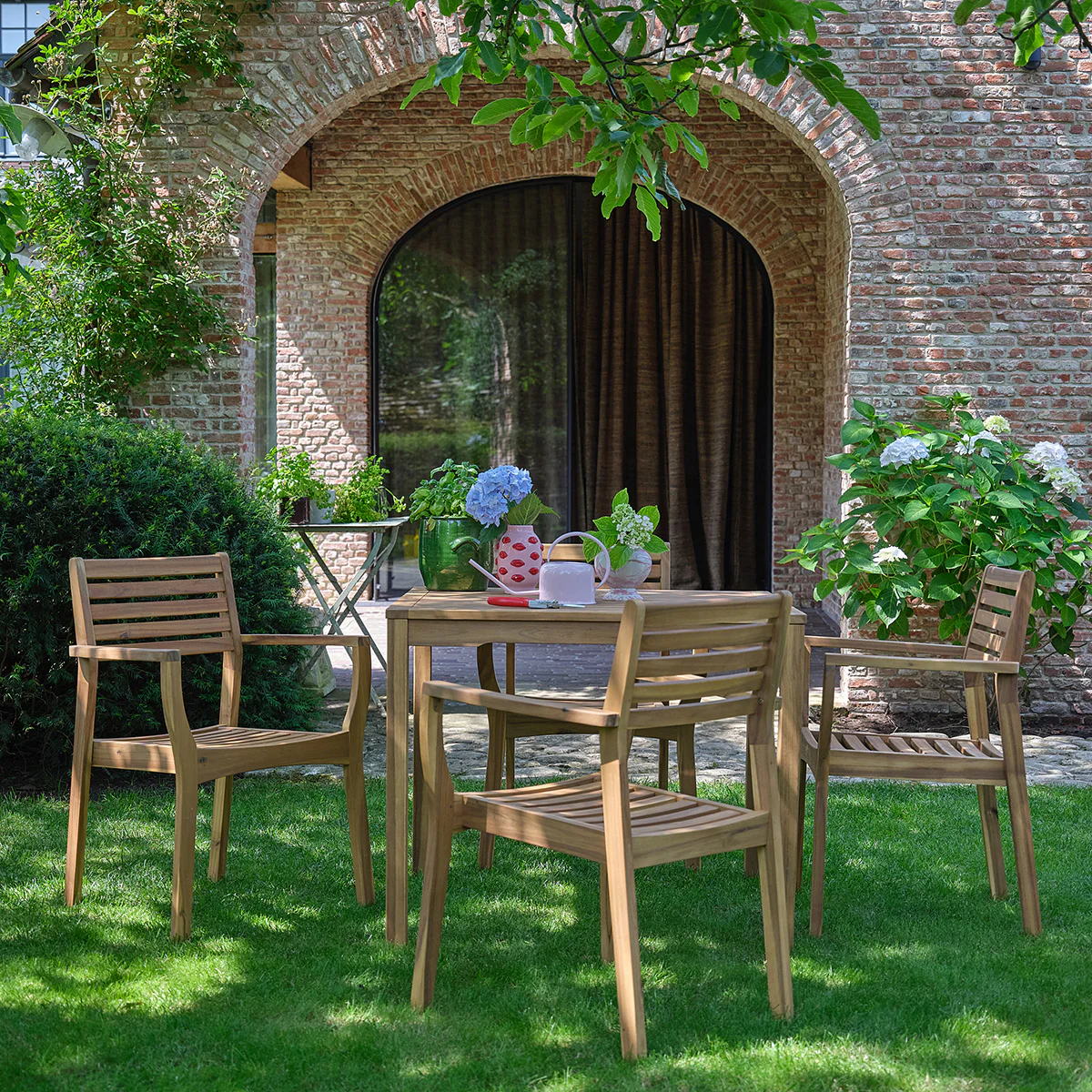 Sillón de jardín de madera maciza de acacia aceitada (juego de 4) - Image 3