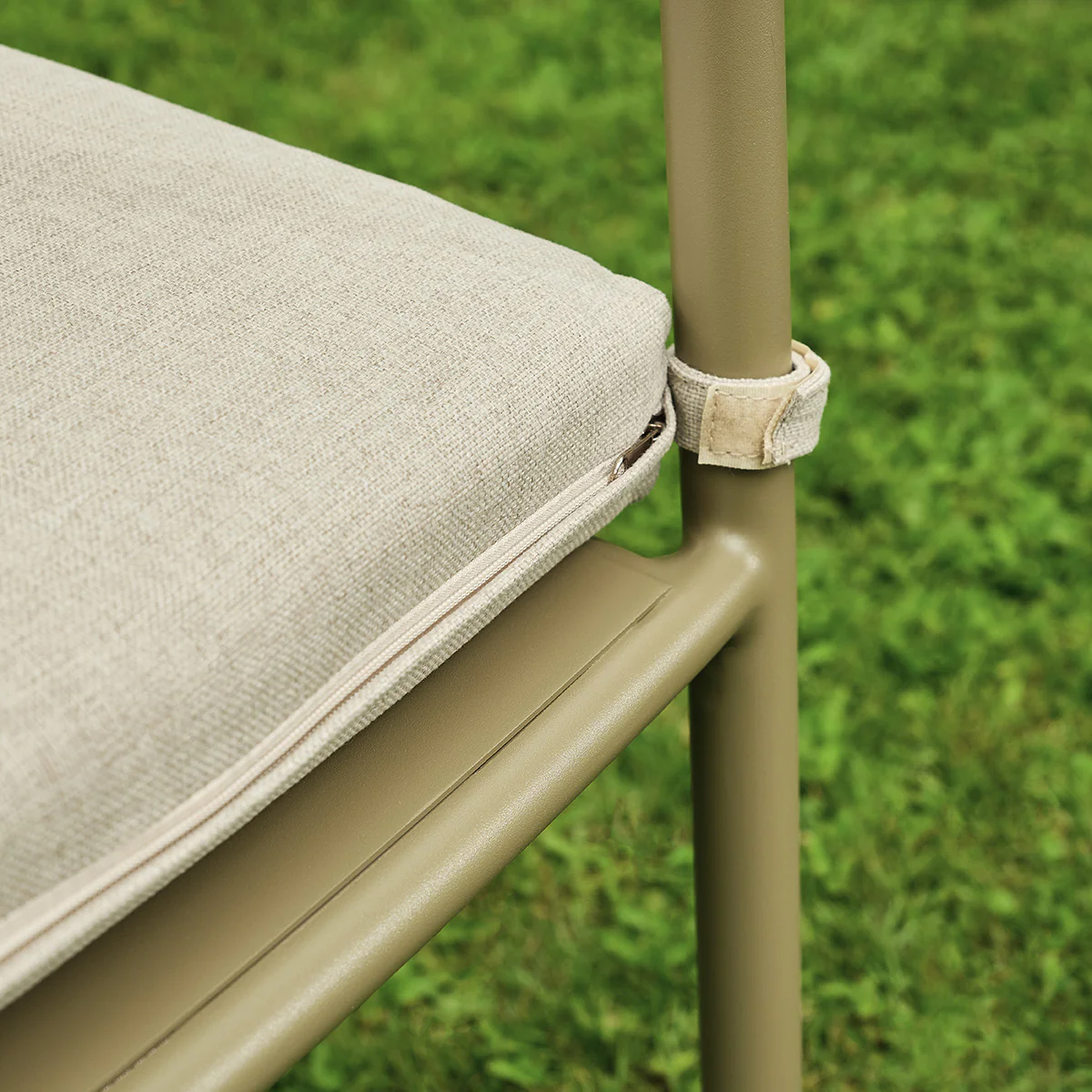 Sillón de jardín de aluminio y tela beige jaspeada (juego de 2) - Image 7