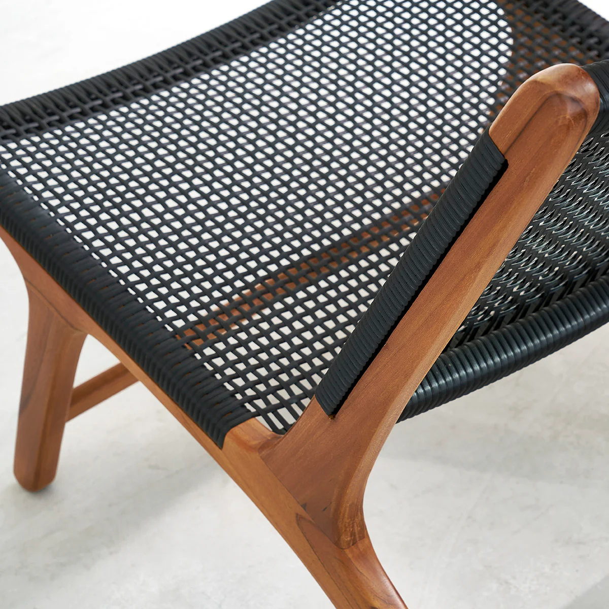 Sillón de teca maciza y tejido - Image 3